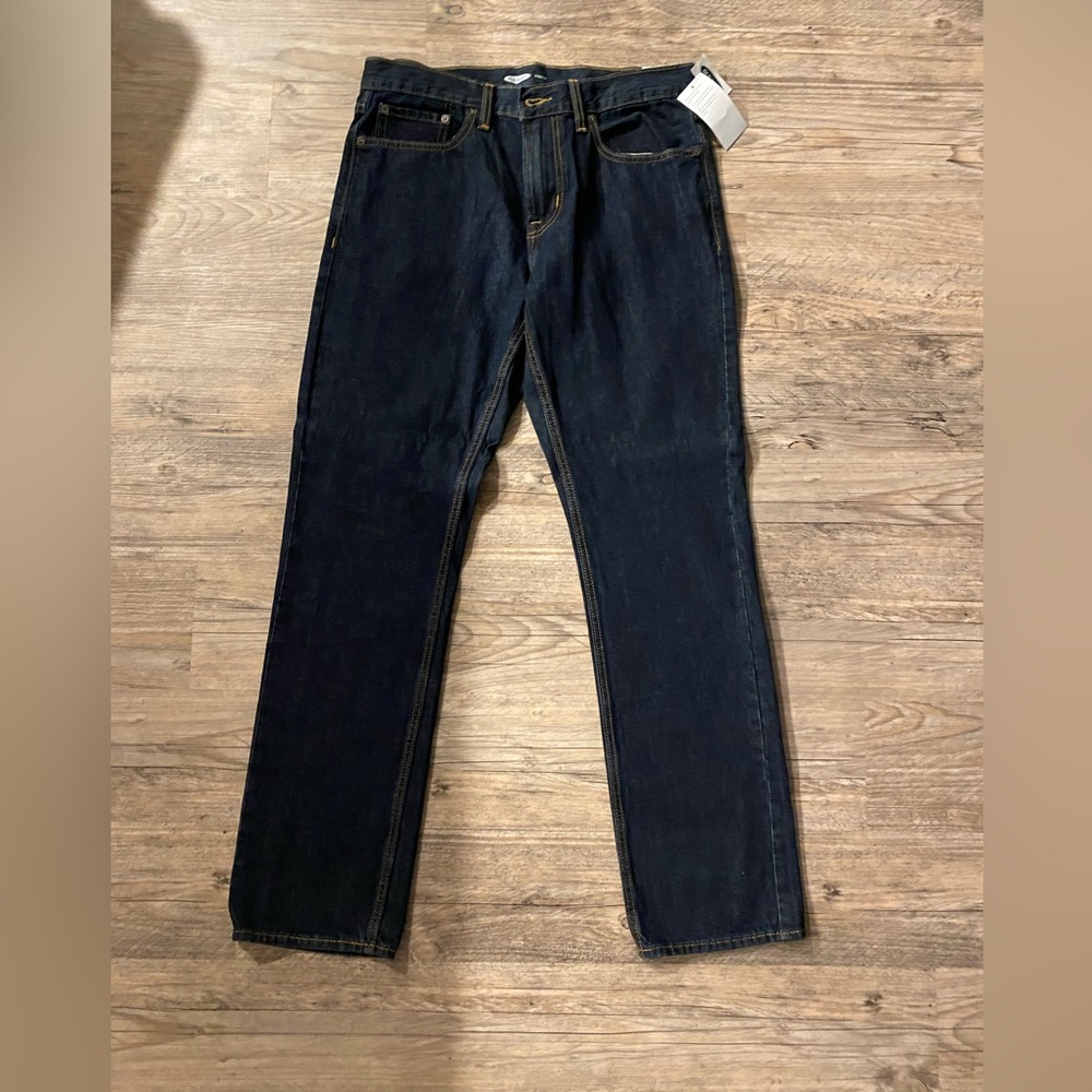 Men’s dark wash straight jeans